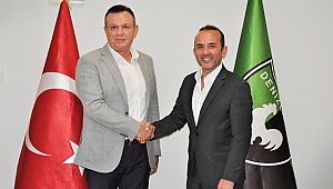 Şifo Mehmet, sözleşmeyi imzaladı
