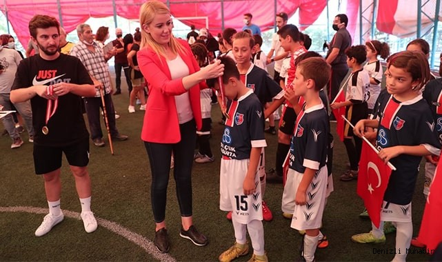 30 AĞUSTOS ZAFER KUPASI FUTBOL TURNUVASI SONA ERDİ