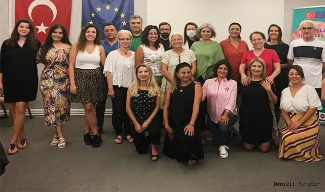 ‘Çocuklar için El Ele’ projesi Denizli’de  başladı