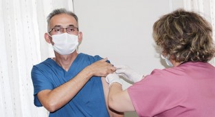 Denizli, TURKOVAC aşısı Faz-3 çalışmaları için 41 merkezden birisi oldu