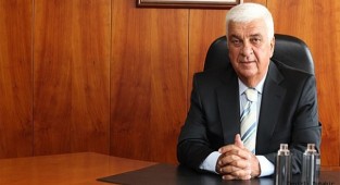 Keçeci. 'Büyük Bayram kutlu olsun'