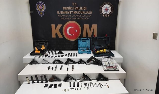 Silah kaçakçıları yapılan operasyonla yakalandı