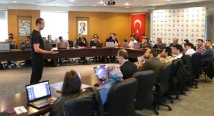 DENİB Akademi’de eğitimler aralıksız sürüyor