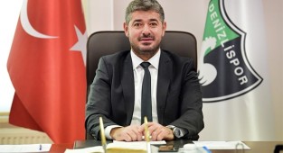 Horoz, çifte bayram yapmak istiyor