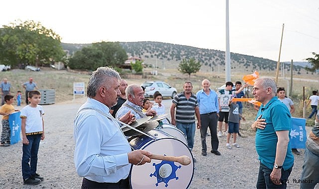 Davul, zurnalarla karşılandı