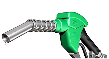 Benzine zam, motorine indirim geliyor