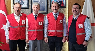 Milletvekili Şahin Tin, Türk Kızılay’ını ziyaret etti. 