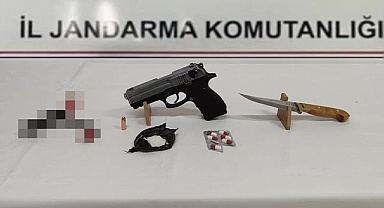 Denizli’den getirdiği uyuşturucuyu satamadan jandarmaya yakalandı