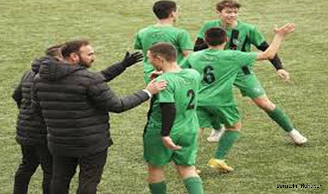 Denizlispor’un gençleri play-off’lara kaldı