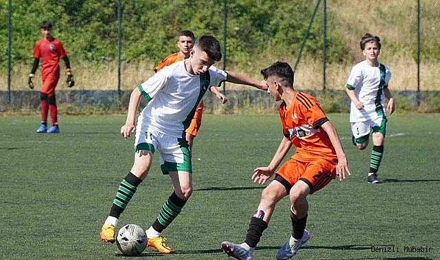 FUTBOLDA YARI FİNAL HEYECANI DENİZLİ'DE..