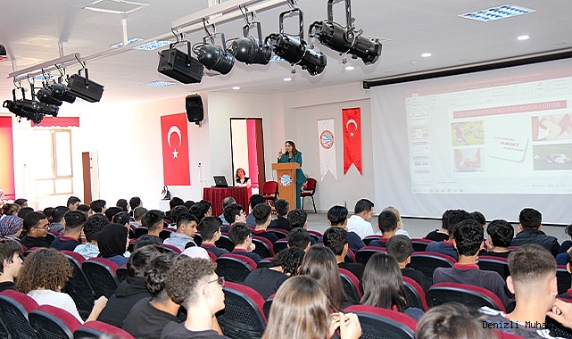 Liselerde ilkyardım ve heimlick manevrası anlatıldı