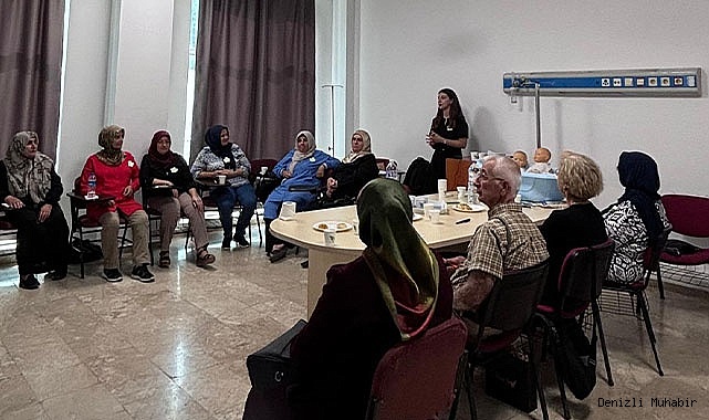 PAÜ’de Ücretsiz Büyük Anne-Büyük Baba Okulu Açıldı
