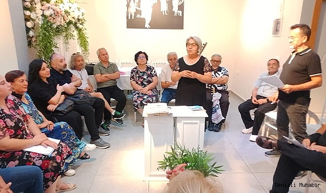 Sosyal ağlar üzerinden tanışan şairler Denizli’de buluştu.
