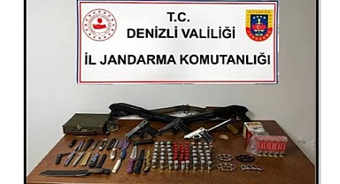 Jandarmanın düzenlediği operasyonda uyuşturucu madde ve silahlar ele geçirildi
