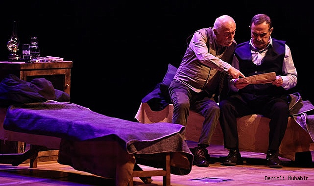 Nazım Hikmet tiyatro sahnesinde hayat buldu