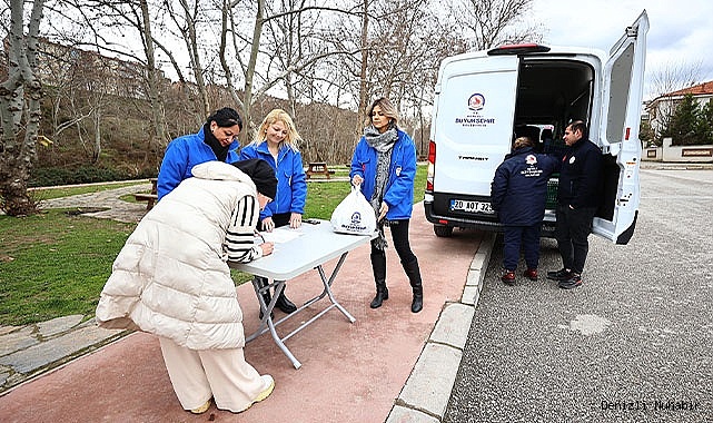 Büyükşehir beslenme yardımlarına devam ediyor