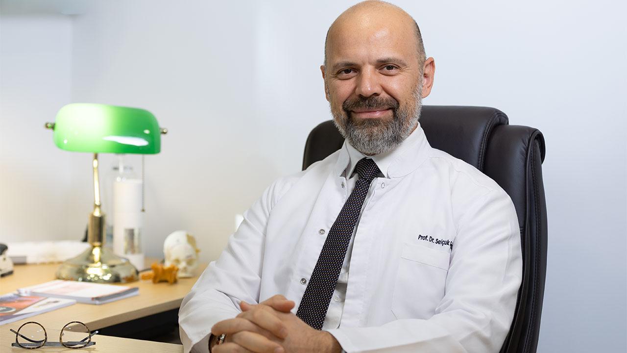 Bel fıtığında tedavi yöntemi kişiye özel olmalı