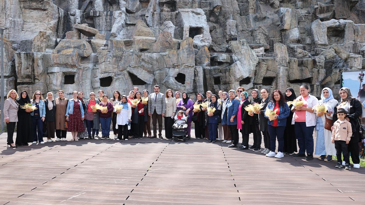 BAŞKAN ERTEMUR’DAN “ÖZEL” ANNELERE ANLAMLI MOLA