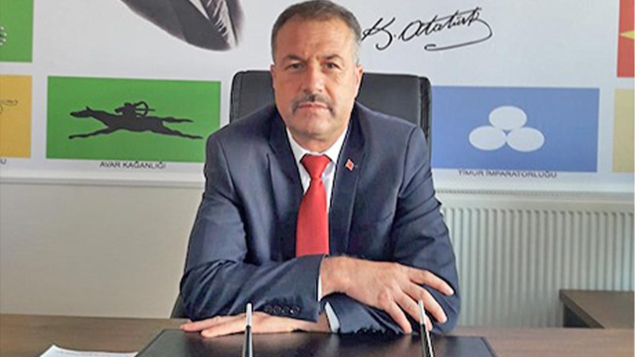 Emre Erdoğan: “19 Mayıs, istiklal yolunda ilk adımdır”