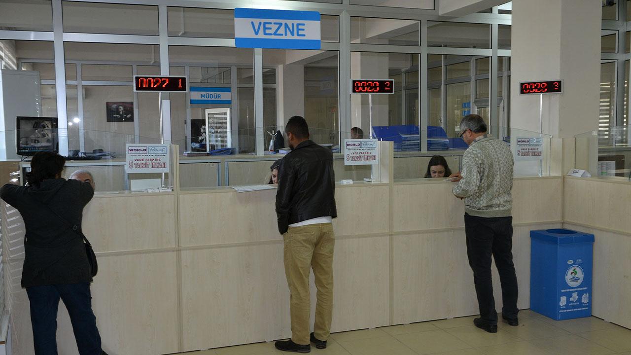 PAMUKKALE BELEDİYESİ’NDEN MÜKELLEFLERE HAFTA SONU MESAİSİ