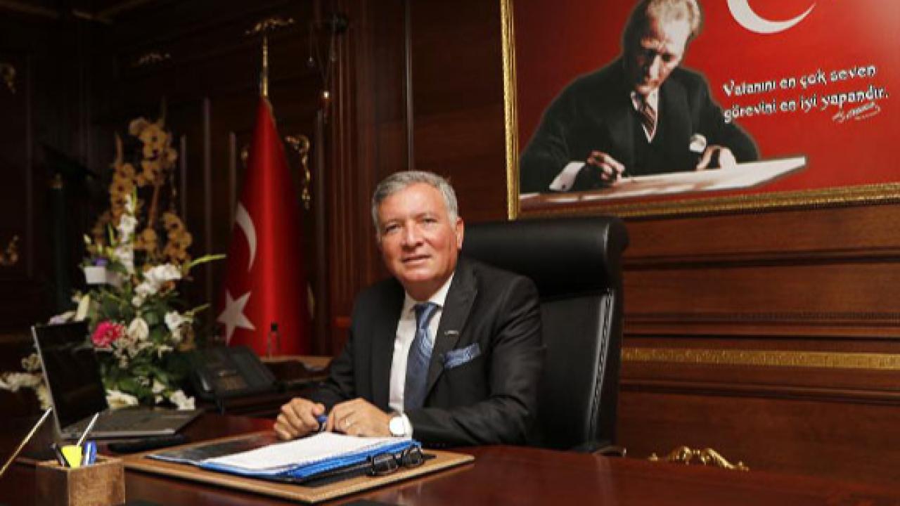 Başkan Kepenek Babalar Gününü Kutladı
