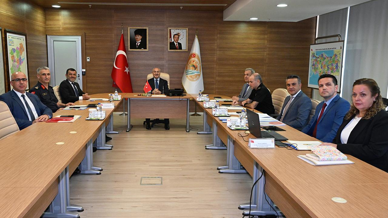 Vali Köşger Başkanlığında Güvenlik Toplantısı