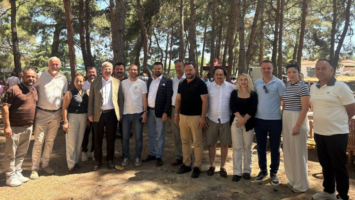 Hisarlılar Dayanışma Gününde 5 Bin Kişi Aynı Sofrada Buluştu