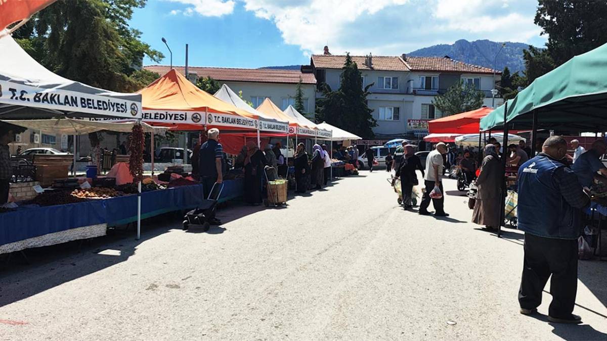 Baklan'da Pazar Krizi bir gecede çözüldü