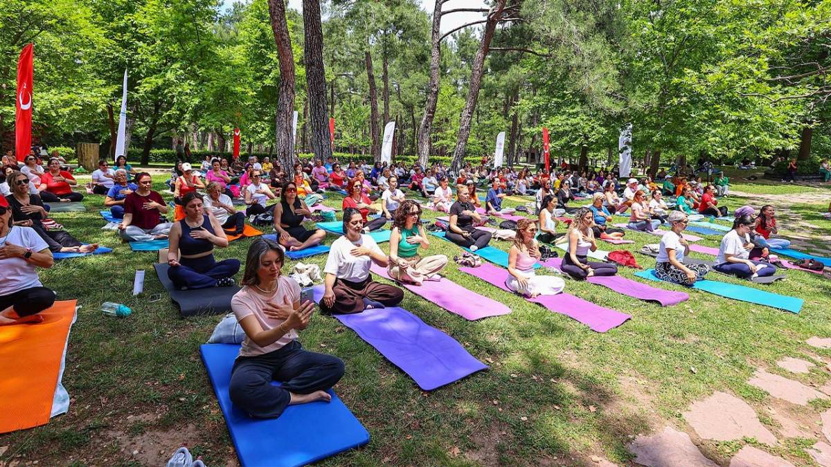 Denizli Çamlık Kent Ormanı'nda Yoga Rüzgarı