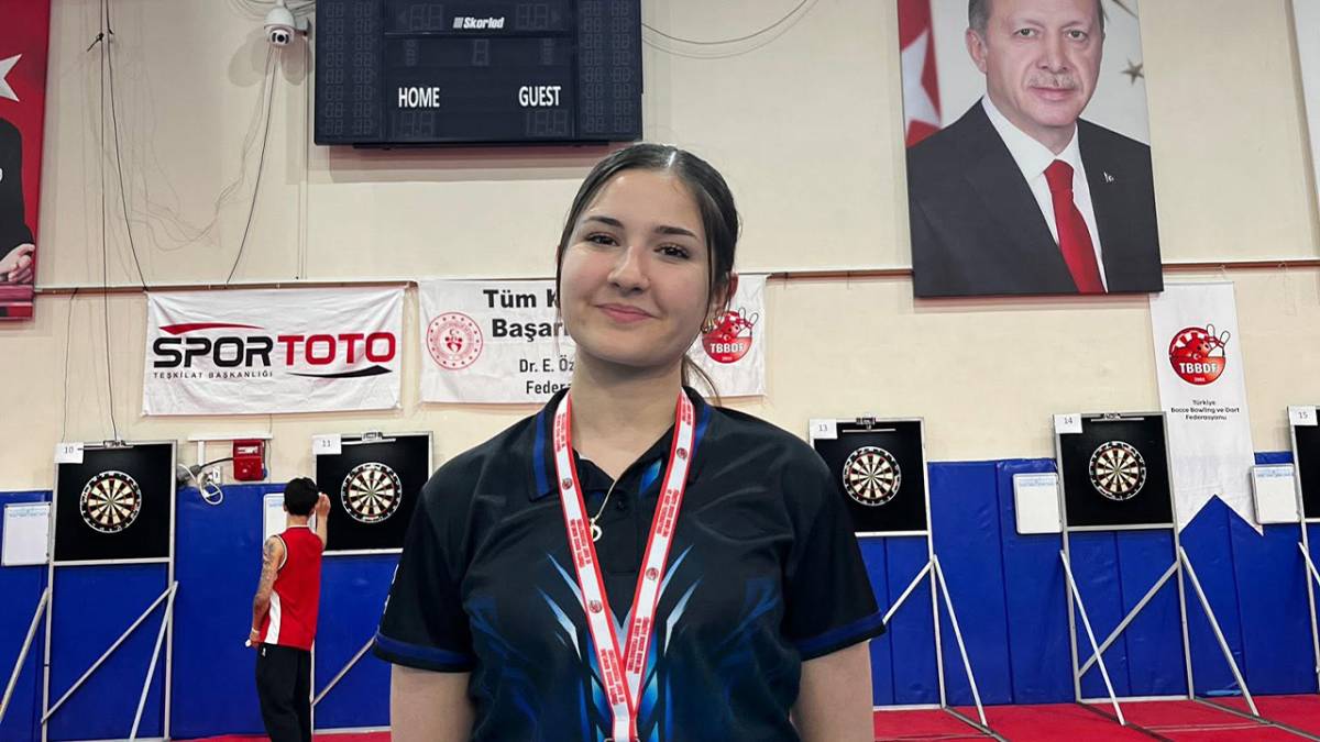 Tavaslı Elif Dilara Dartta Avrupa Şampiyonu Oldu