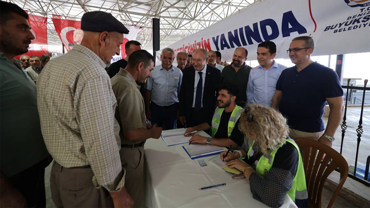 Denizli Büyükşehir’den 6.317 yetiştiriciye yem desteği