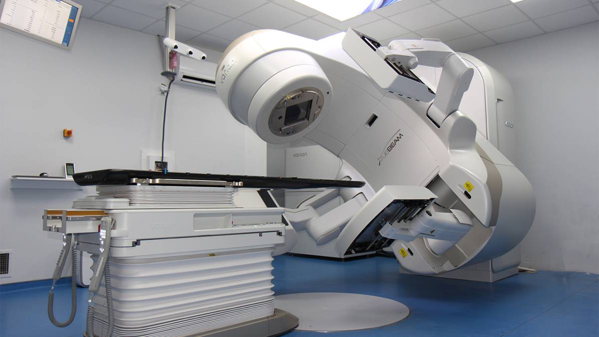 LINAC CİHAZI YENİLENEREK TEKRAR HİZMETE GİRDİ…