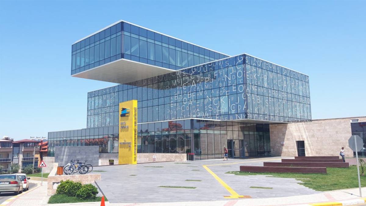 Merkez Kütüphanesi Geçici Olarak Kapanıyor