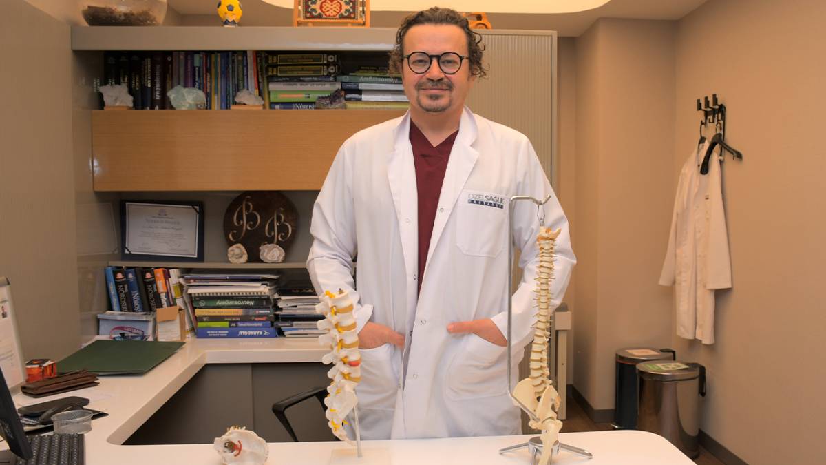 Hareketsiz Yaşam Boyun Ağrılarını Tetikliyor