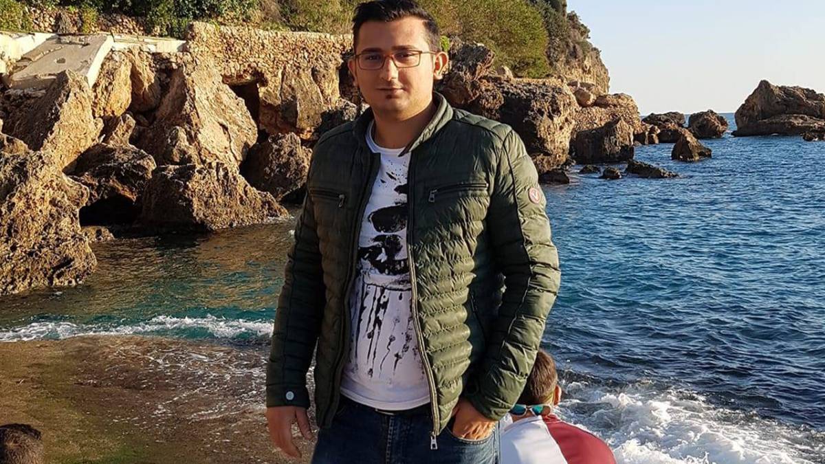 Denizlili Genç Evinde Ölü Bulundu