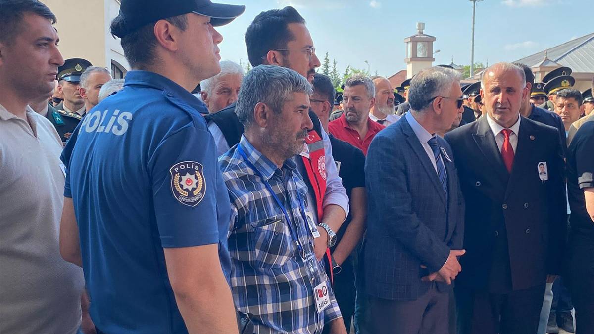 Şehit Polis Memuru Tayfun Baş Son Yolculuğuna Uğurlandı