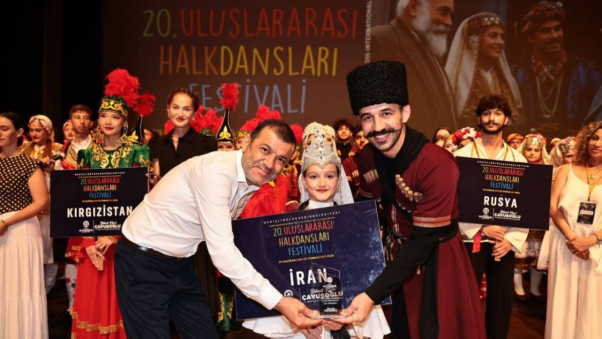 Dünyanın bütün renkleri Denizli’de buluştu