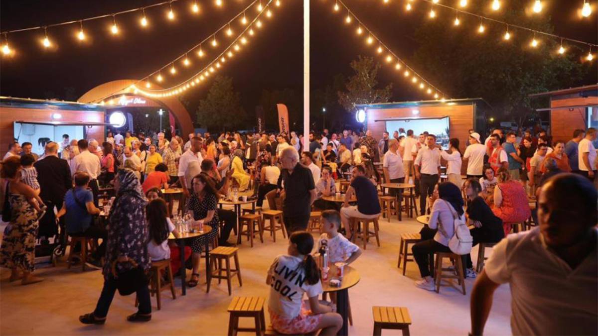 Merkezefendi Belediyesinden Coşkulu Yaz Konseri