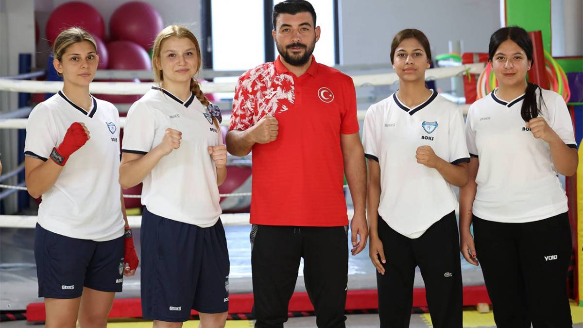 ŞAMPİYONLUK İÇİN RİNGE ÇIKIYORLAR