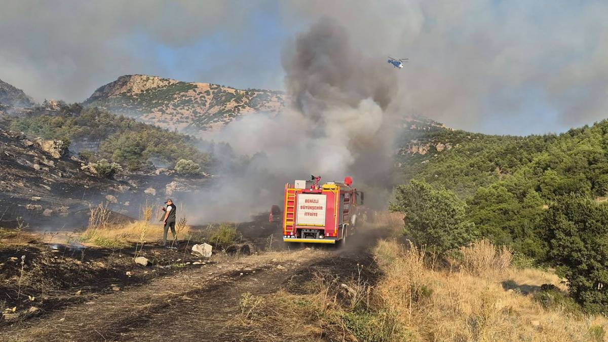 Hierapolis Antik Kent Sınırında Korkutan Alevler